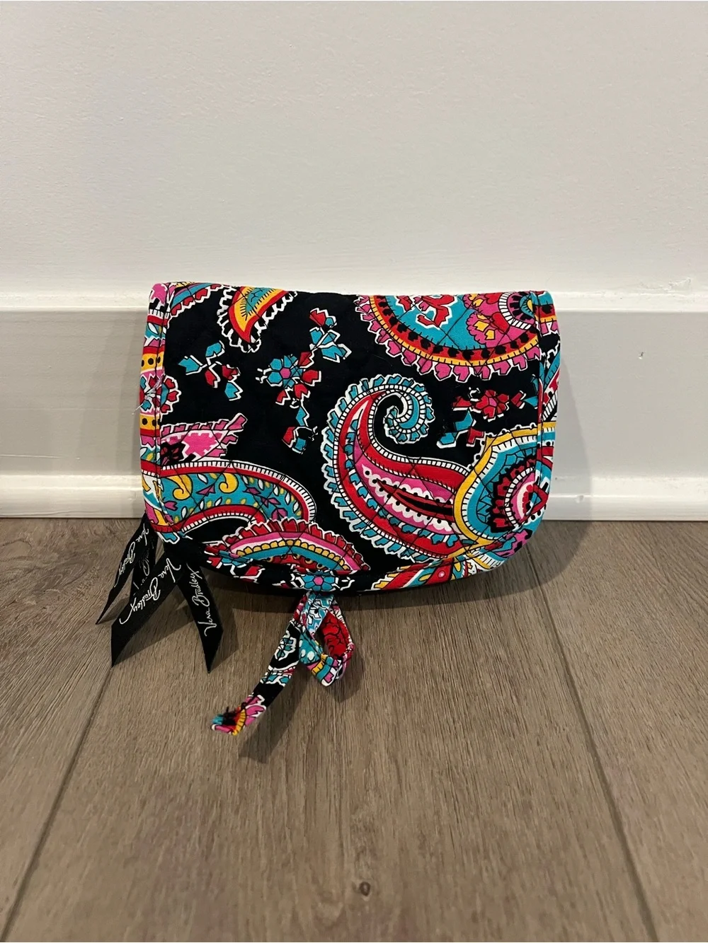 Vera Bradley Jewelry Travel Case Black and Pink Parisian Paisley NWT